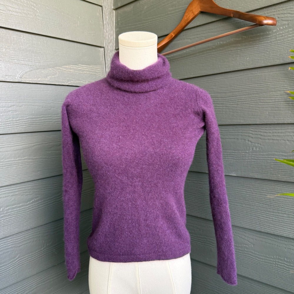 Tweeds Soft Purple 100% 2-Ply Cashmere Turtleneck Sweater Womens‎ Small Fits XS